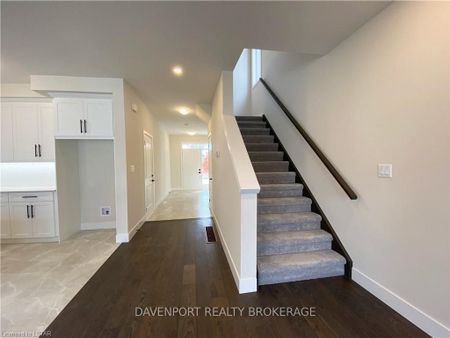 For Lease - 18 Julie Crescent, London South, Ontario - Photo 4