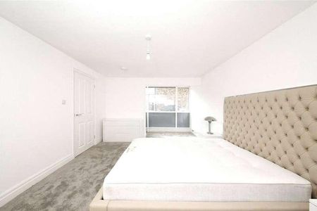 Woodside Mews, Hermitage Lane, London, SE25 - Photo 3