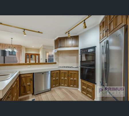3/100 Mill Point Road, South Perth, WA 6151 - Photo 2