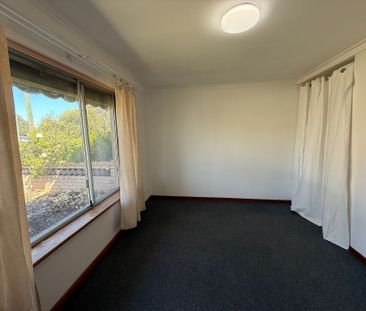 Safety Bay Gem – Neat 3x1 Quadruplex Unit (More Photos Coming Soon!) - Photo 4