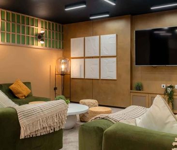 3 Bed Apartment - Photo 2