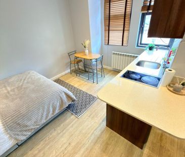 Studio to rent - Photo 6
