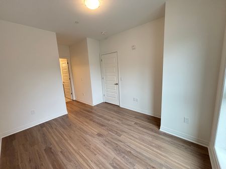 For Lease - 490 Gordon Krantz Avenue Unit# 101, Milton, Ontario - Photo 5