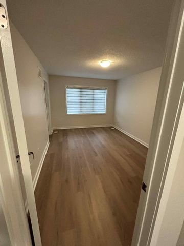 For Lease - 4 Givemay Street, Brampton, Ontario - Photo 3