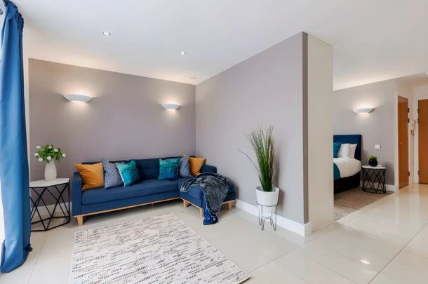 Executive Penthouse - Photo 1