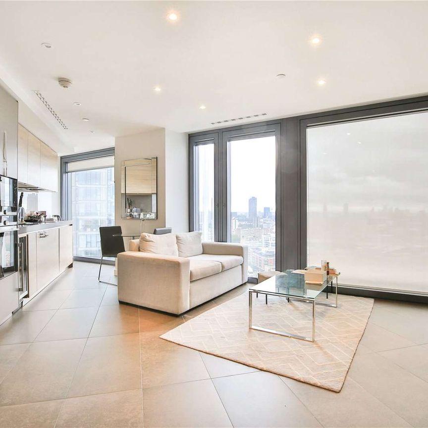 Impressive one bedroom apartment with stunning views - Photo 1