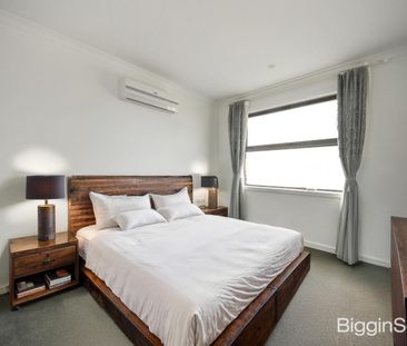 Spacious Three-Bedroom Retreat Moments from The Glen - Photo 5