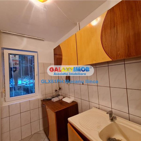 Inchiriere apartament 3 camere, nemobilat, Ploiesti, zona Vest - Fotografie 1