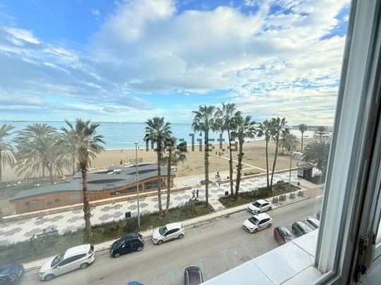 Alquiler de piso en Paseo Marítimo Ciudad de Melilla - Photo 1