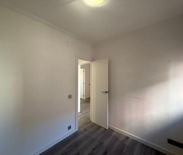 Piso de alquiler en Sants - Photo 5