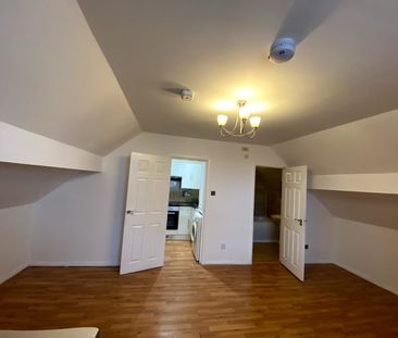 Studio Flat, Stockwood Crescent, LU1 - Photo 2