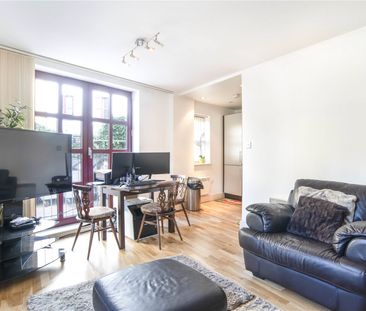 Quaker Street, Shoreditch, London, E1 6ST - Photo 1