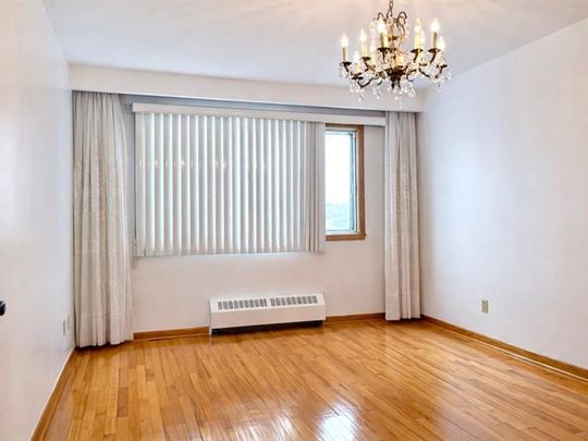 8723 Rue Dufrost - Photo 1