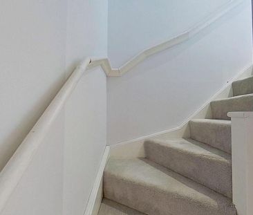 3 bedroom flat to rent - Photo 5