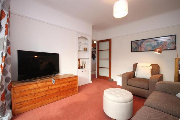 2 bedroom detached bungalow to rent - Photo 1