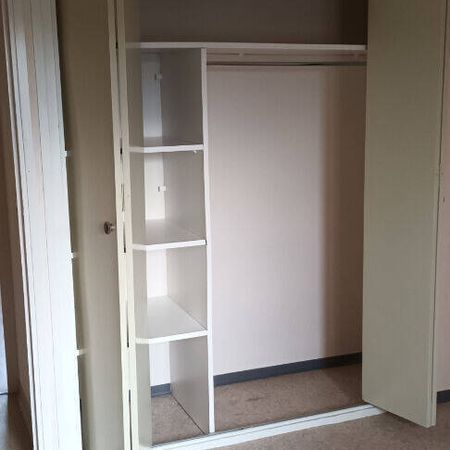 Location appartement 3 pièces 68 m² à Villefranche-de-Panat (12430) - Photo 4