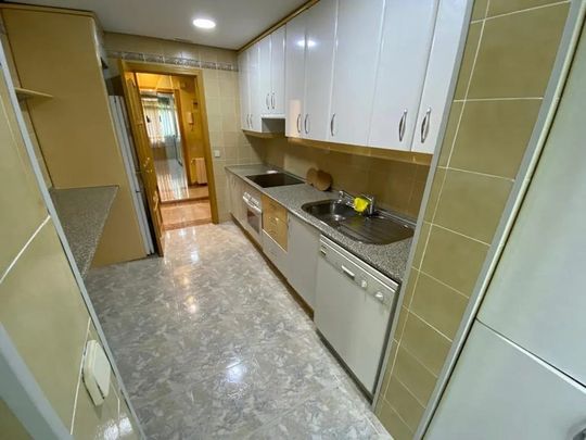 Calle del Cabo Machichaco, Madrid, Community of Madrid 28053 - Photo 1