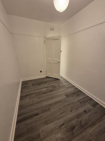 2 Bed Flat, Bangorshill Street, G46 - Photo 2