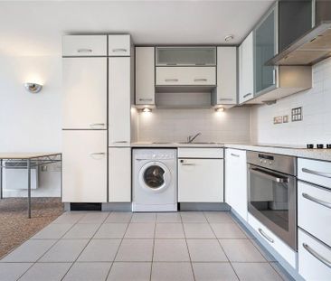 1 bedroom flat to rent - Photo 6