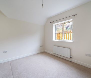 3 bedroom detached house to rent - Photo 5