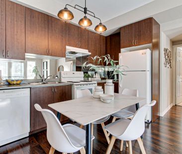 For Lease - 15949 Bayview Avenue, Aurora, Ontario - Photo 1