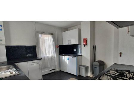 2 bedroom flat to rent - Photo 4