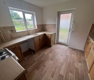 4 Bedroom Detached - Photo 3