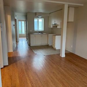 5 1/2 | occupation 1er juillet | Quartier Saint-Sauveur - Photo 2