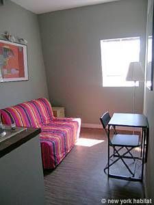 Logement à Paris, Location meublée - Photo 1