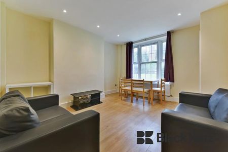 Recently Refurbished, Contemporary & Stylish - Photo 4