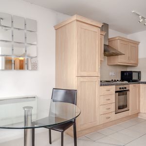 Cookham Road, Maidenhead, Berkshire, SL6 flat to rent - Photo 2