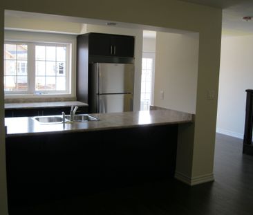 For Lease - 685 Laking Terrace, Milton, Ontario - Photo 6