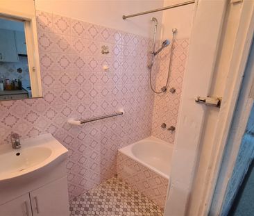 2/2 Pleasant Ave, Erskineville, NSW 2043 - Photo 3