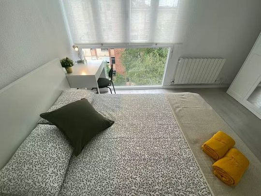 Calle de Rocafort, Madrid, Community of Madrid 28021 - Photo 1