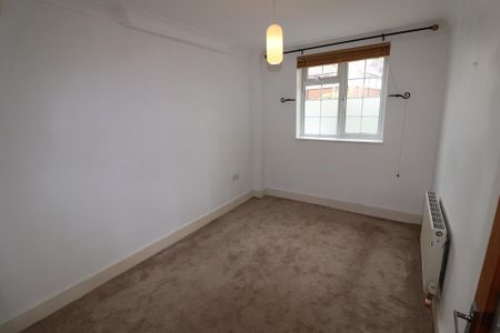 3 bedroom maisonette to rent - Photo 5