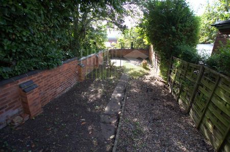 3 bedroom terraced house to rent - Photo 5