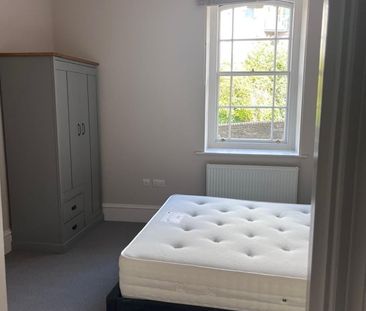 2 Bed Flat, The General, BS1 - Photo 6