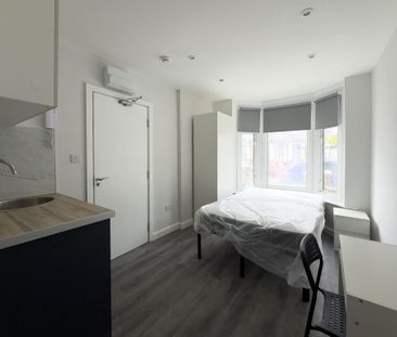 Studio to rent - Photo 5