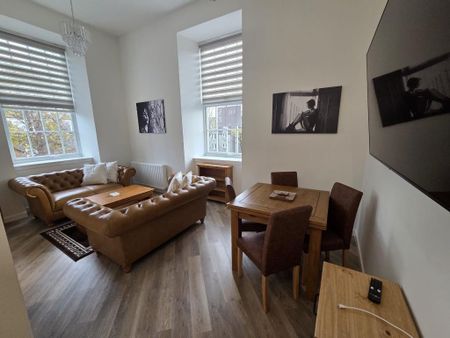 2 bedroom flat to rent - Photo 4