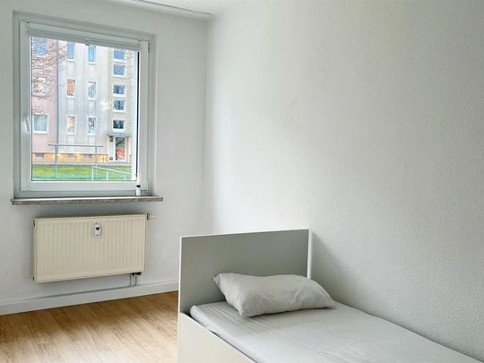 2-Raum-Wohnung mit EBK, Balkon & Tageslichtbad im Wasserturmgebiet - Photo 1