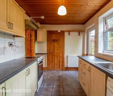 16 Ingleborough Avenue - Photo 4