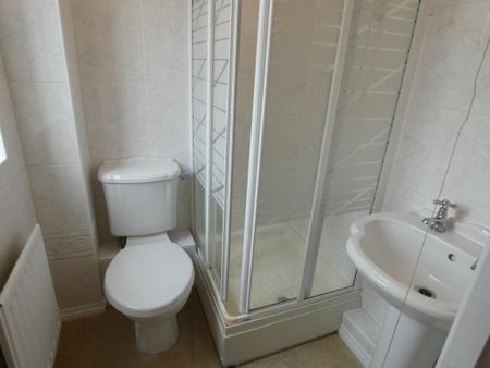 3 bedroom detached house to rent - Photo 5