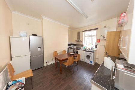 5 bedroom house to rent - Photo 4