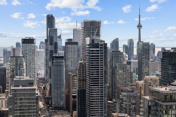 For Lease - 1 Bloor Street Unit# 4405, Toronto, Ontario - Photo 1