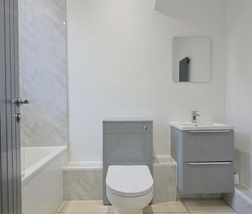 2 bedroom Flat to rent in Warton Terrace, Heaton, Newcastle Upon Tyne - Photo 1