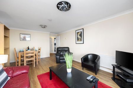 2 bedroom apartment to rent - Photo 2