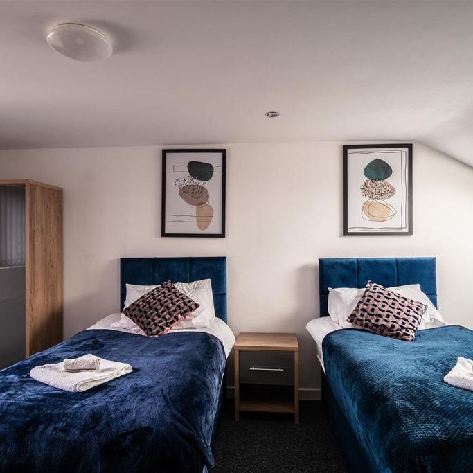 1 bedroom in a house share to rent - Photo 1