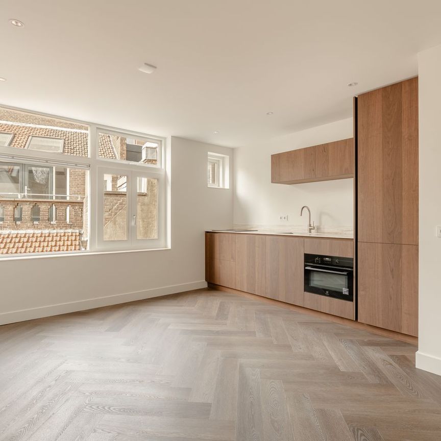 Appartement te huur: Thorbeckeplein 4-3 1017 CS Amsterdam - Photo 1