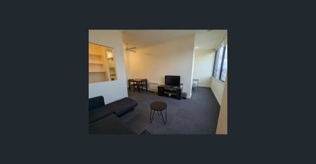 Live Simplified: Chic 1 Bedroom Apartment Perfect for Your Lifestyle! - Photo 2