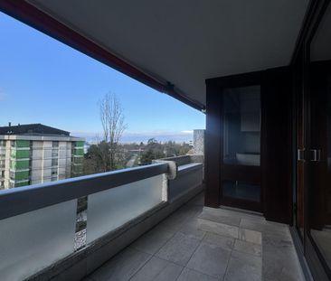 Superb 4-room through-house renovated with balcony - Photo 5